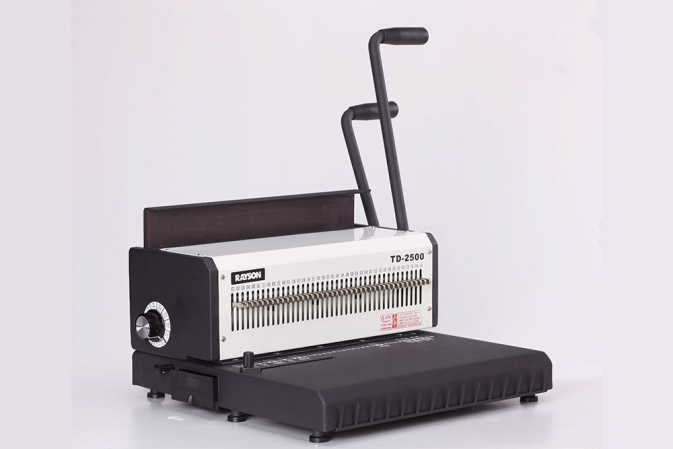 detail Manuální vazač na drátěnou vazbu TD2500