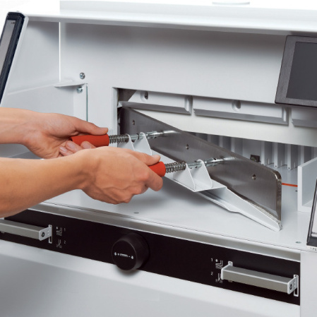 detail Elektrická stohová řezačka IDEAL 5260