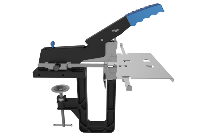 detail Manuální sešívačka SH-04 pro vazbu V1