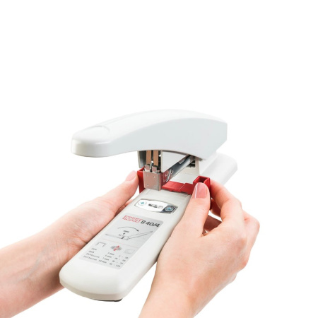 detail Sešívačka 100 listů Novus B40 šedá /E