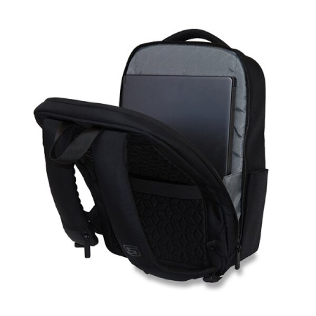 detail Batoh Walker Ally Black