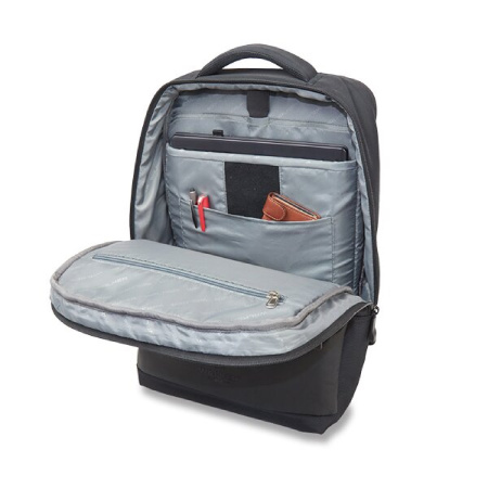 detail Batoh Walker Advance plus Black coated