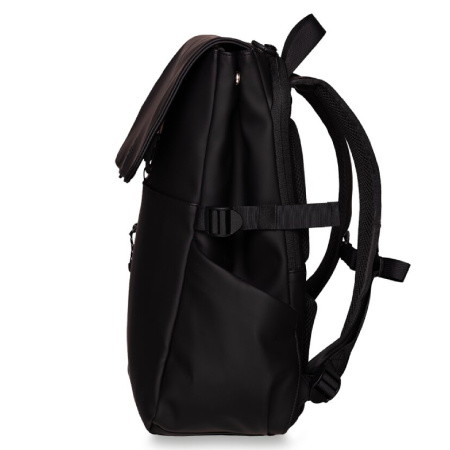 detail Batoh Walker Aura Black