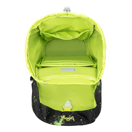 detail Batoh Baagl Airy Traktor