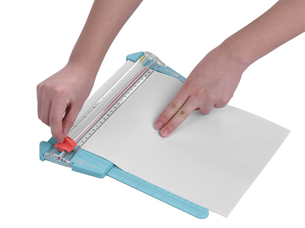 detail Hobby řezačka KW-trio 13830 A4