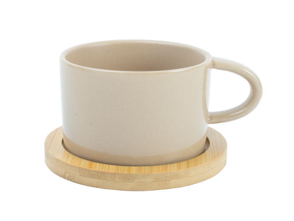 detail Hrnek Makronka - hnědý