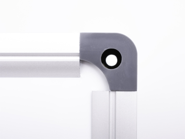 detail Magnetická tabule ARTA 120 x 90 cm - lakovaná, hliníkový rám