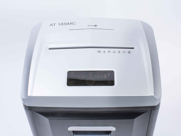 detail Skartovací stroj AT-18 SMC