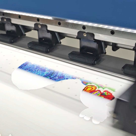 detail DTF 60 – tiskárna 4 generace s automatickým finišerem