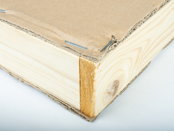 detail Horizontální vitrina 120x90cm, zámek, lakovaný vnitřek