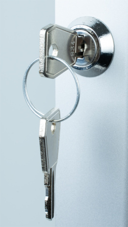 detail Horizontální vitrina 150x100cm, zámek, lakovaný vnitřek