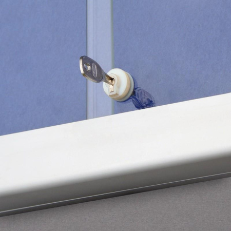 detail Horizontální vitrína 141x70 cm (12xA4) modrý filc