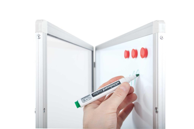 detail Vertikální vitrína Eco - lakovaná výplň - 90 x 120 cm