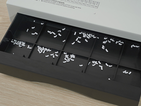 detail Elektrický vazač CE25A na plastovou vazbu