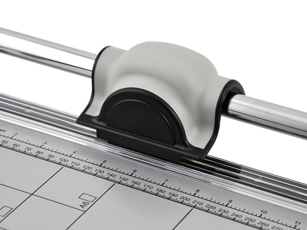 detail Řezačka papíru KW trio 3020 (670)