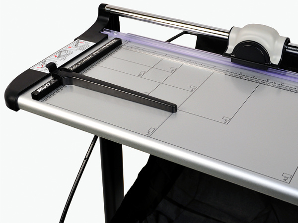 detail Řezačka papíru KW trio 3027 (2000)