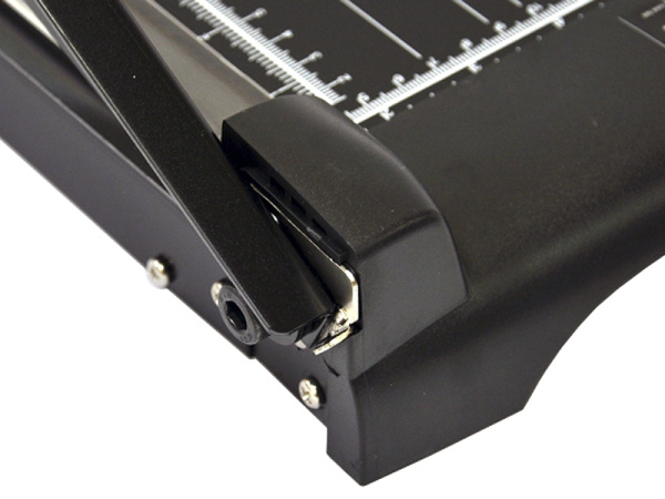 detail Páková řezačka KW trio 13037 + Laser