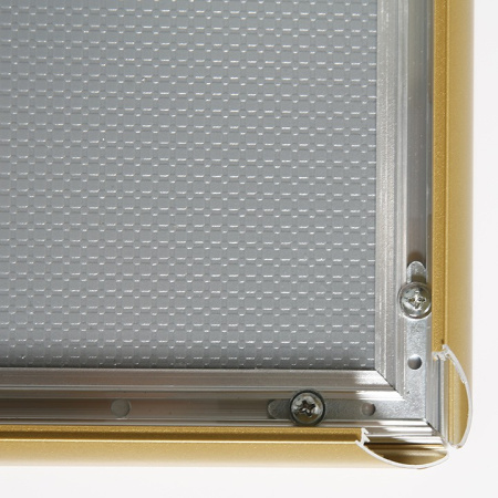 detail Zlatý kliprám s ostrými rohy 25 mm - A4