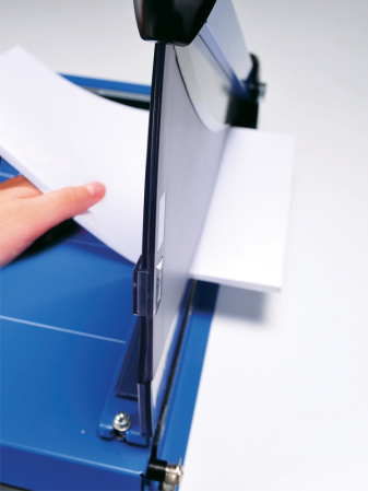 detail Profesionální páková řezačka KW trio 13040 A4