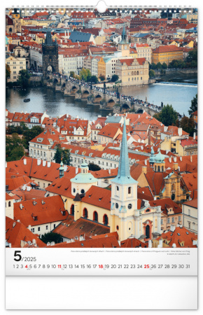 detail Nástěnný kalendář Praha 2025, 33 × 46 cm